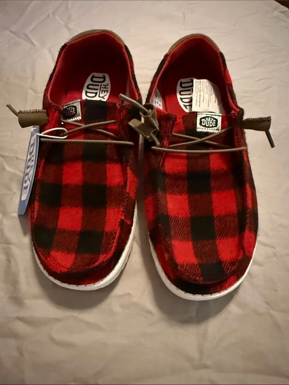 Hey Dude Wendy Buffalo Plaid Slip Ons Size 8. - Picture 1 of 6